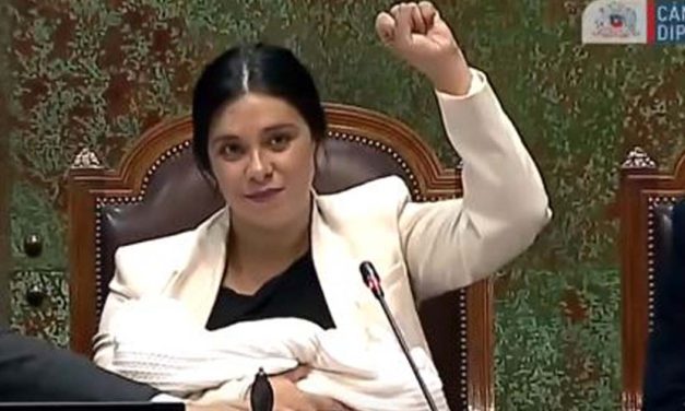 Un niño en el Congreso